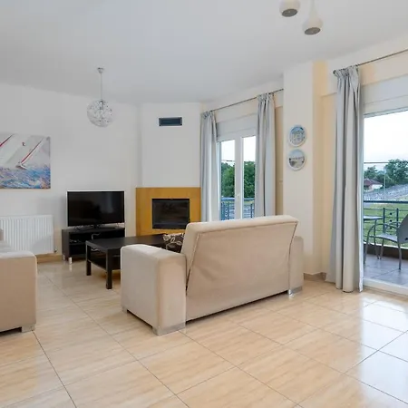 Dias Villa